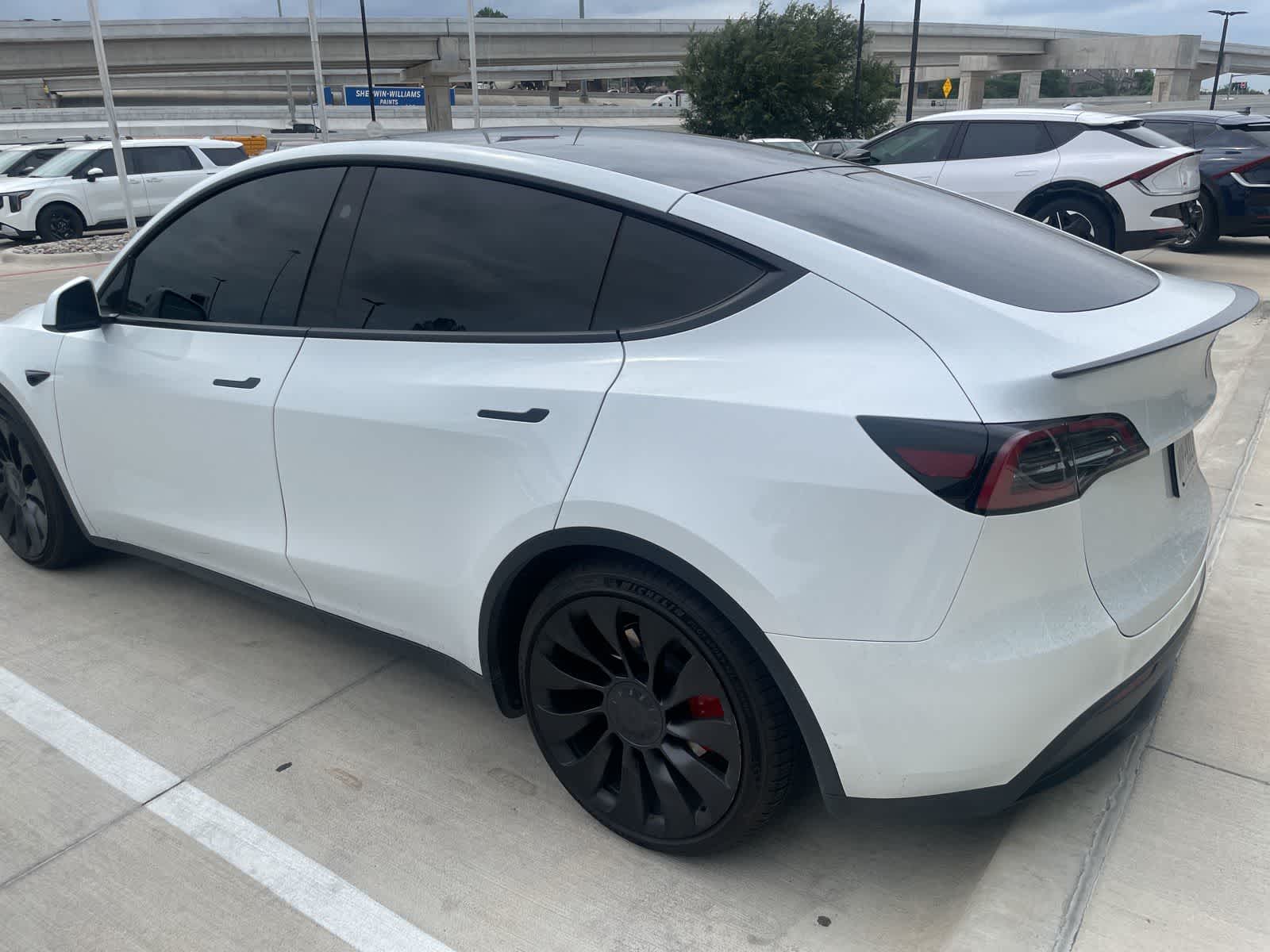 Thumbnail: 2023 Tesla Model Y - 4