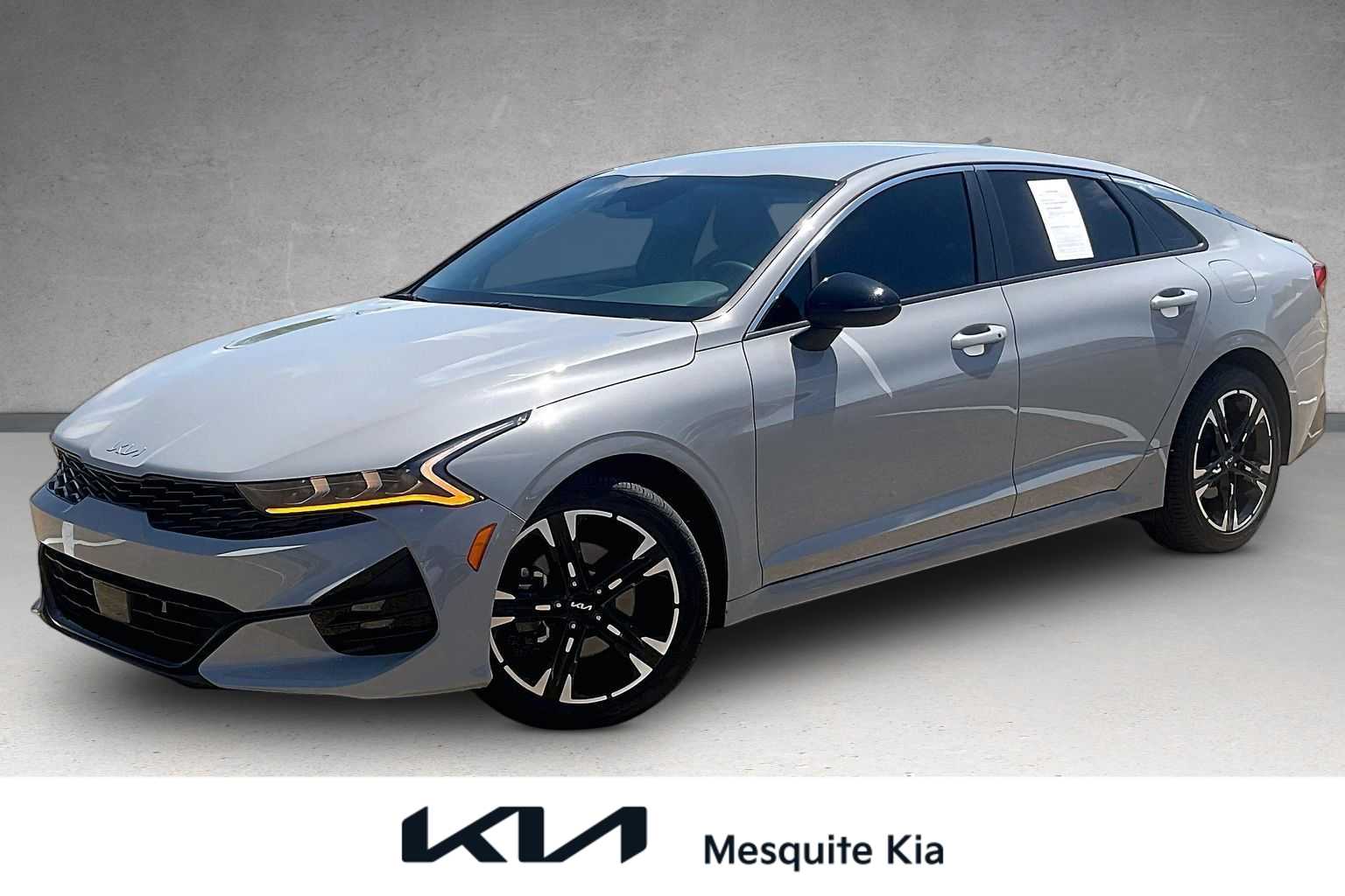 Thumbnail: 2023 Kia K5 - 1