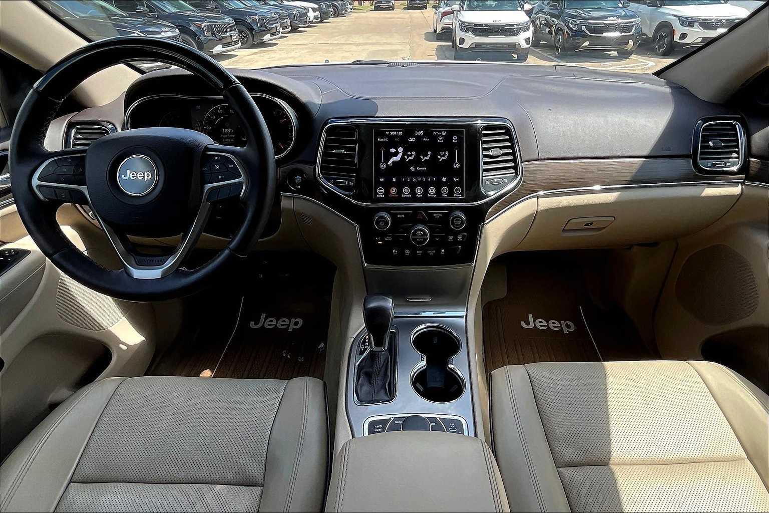 Thumbnail: 2021 Jeep Grand Cherokee - 10