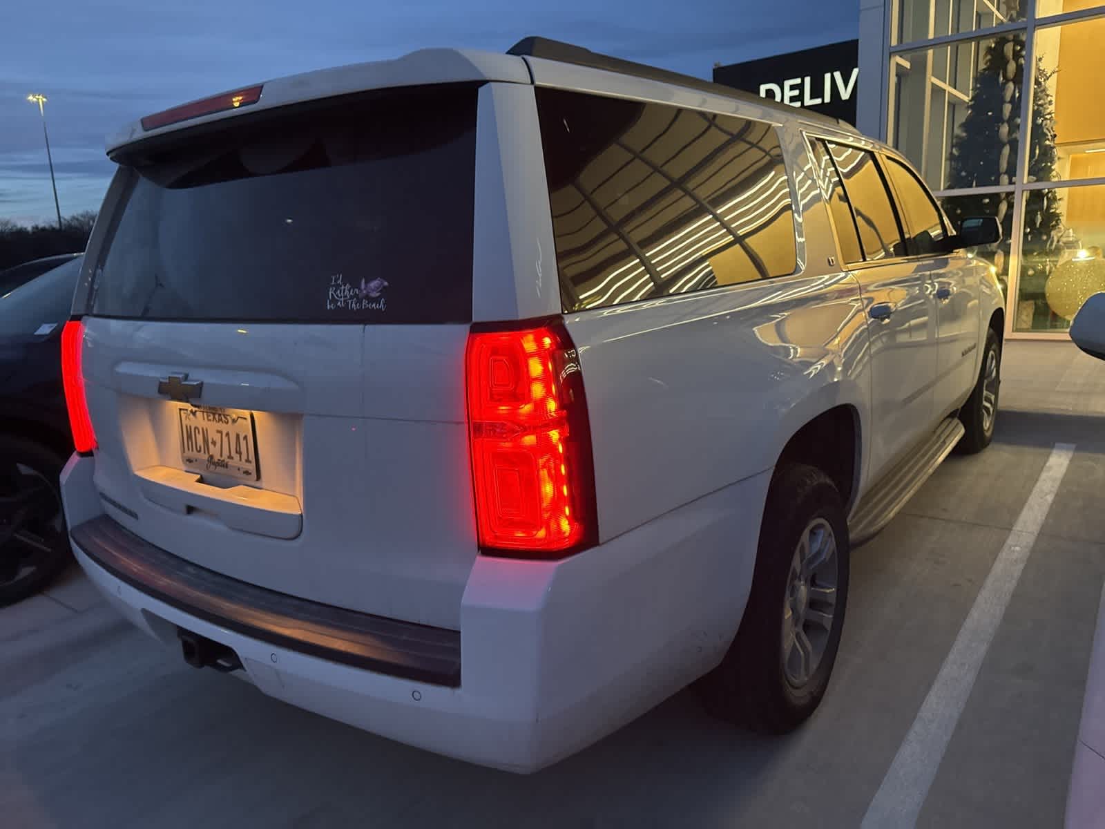 Thumbnail: 2018 Chevrolet Suburban - 6