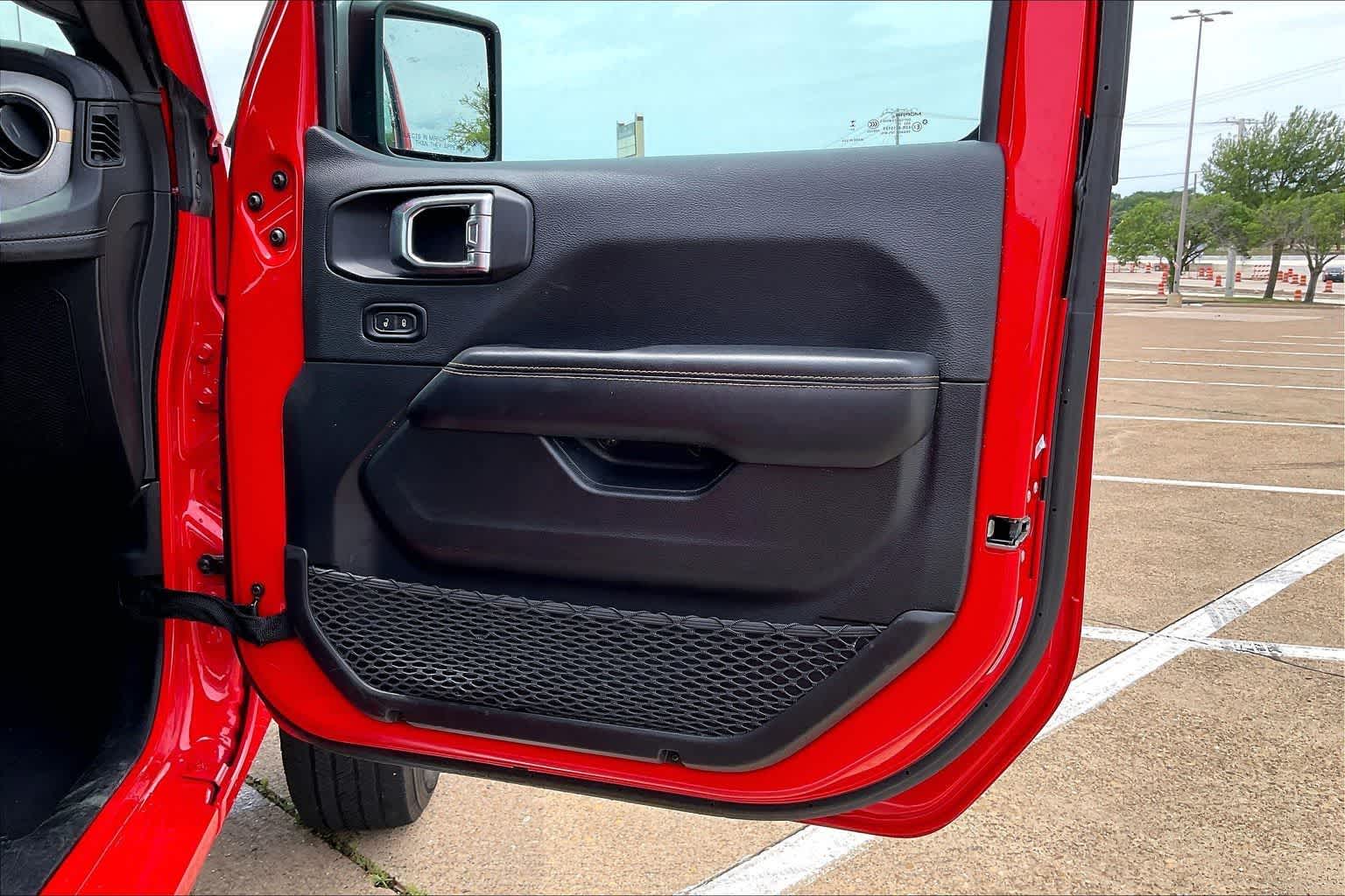 Thumbnail: 2025 Jeep Wrangler - 27