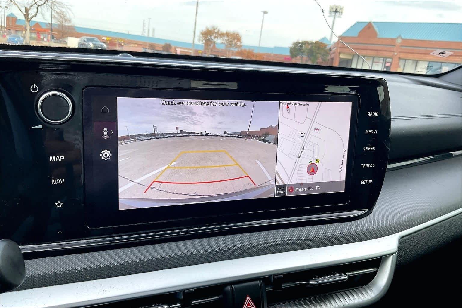 Thumbnail: 2022 Kia K5 - 26