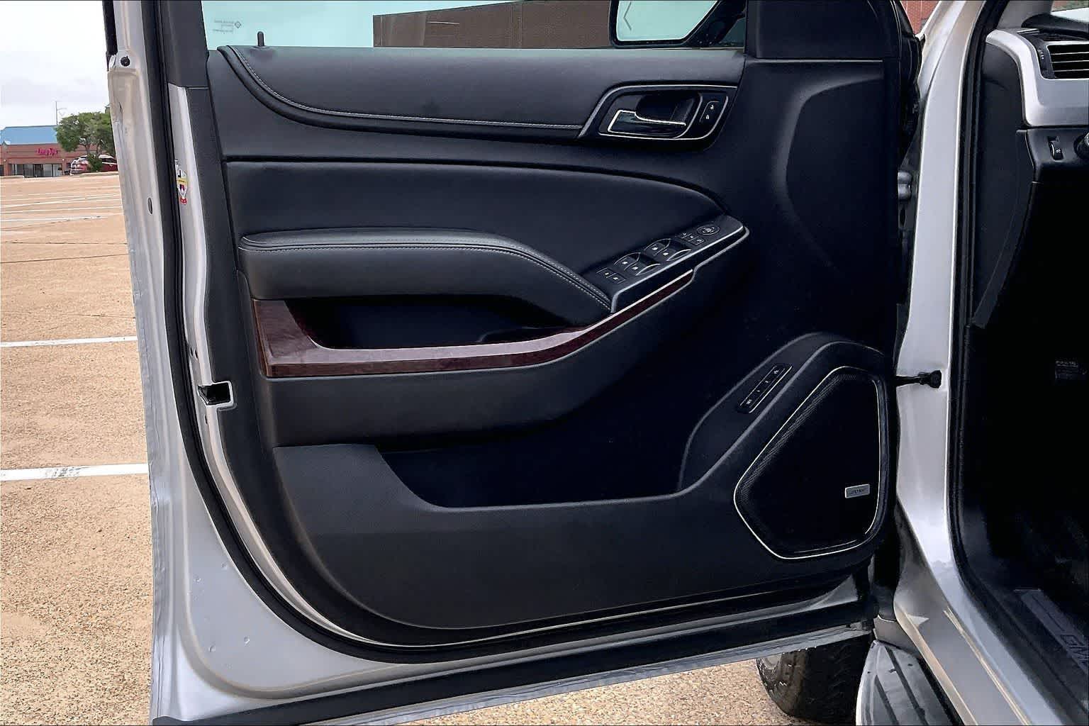 Thumbnail: 2015 GMC Yukon - 26
