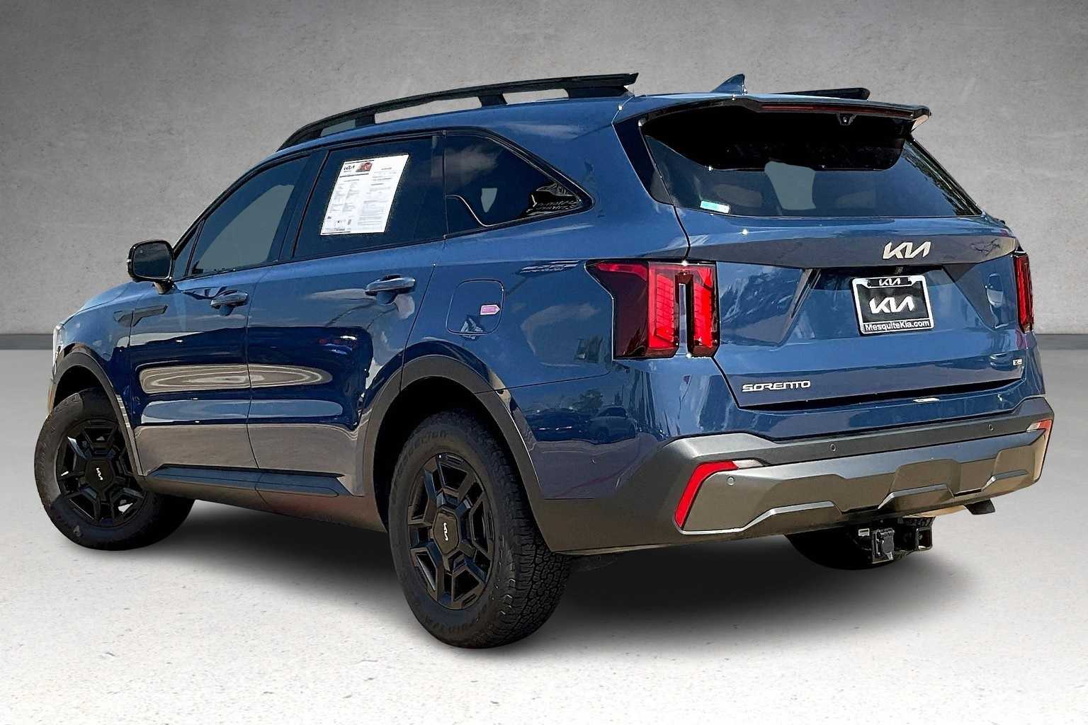 Thumbnail: 2024 Kia Sorento - 4
