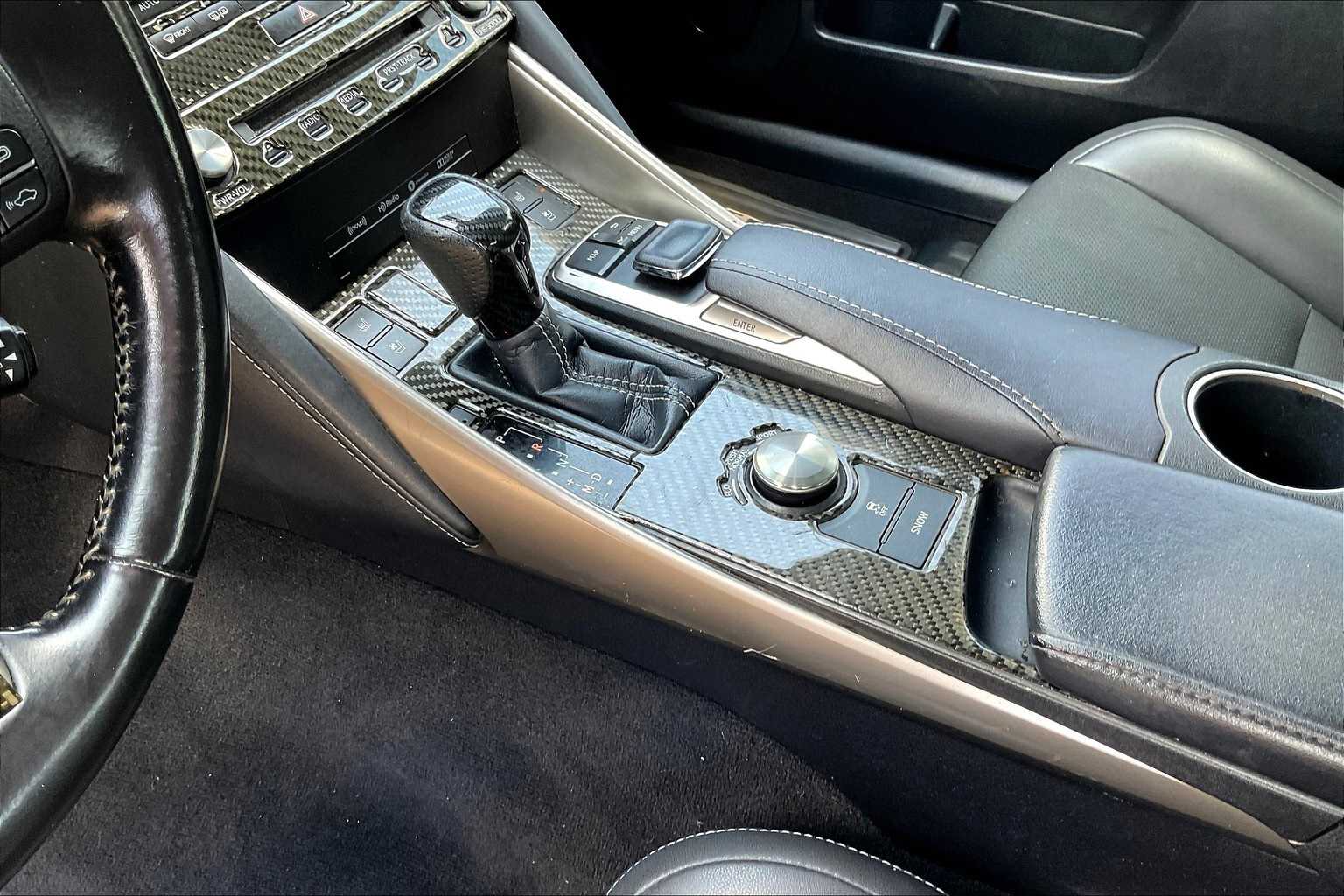 2017 Lexus IS 300 15