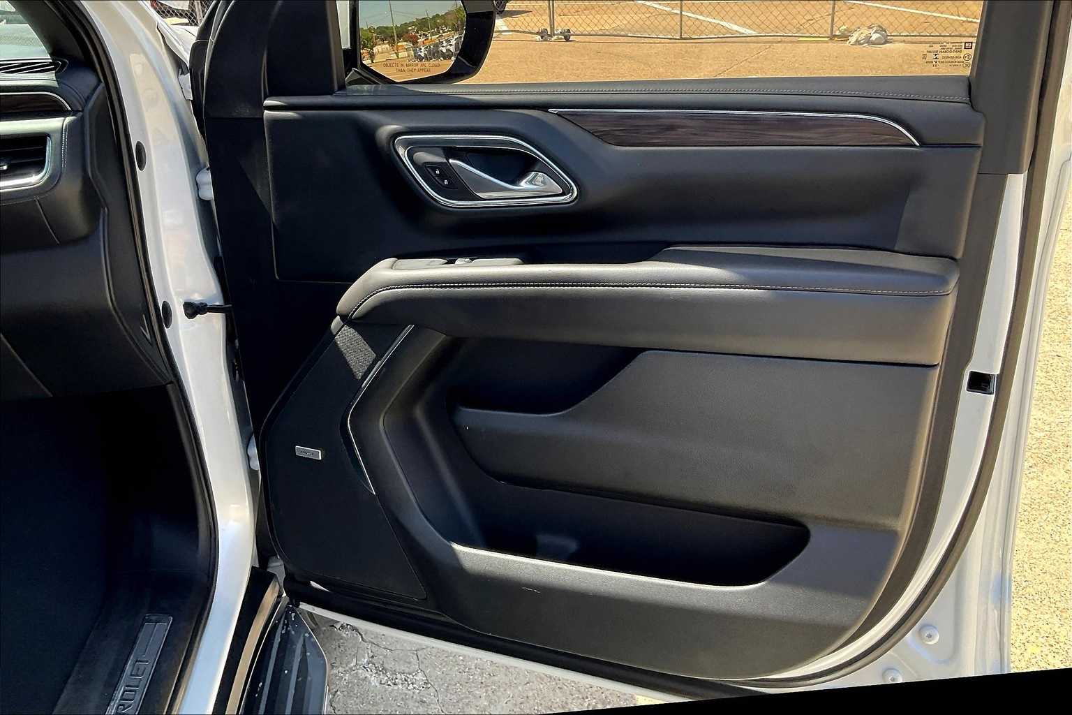 Thumbnail: 2022 Chevrolet Tahoe - 26