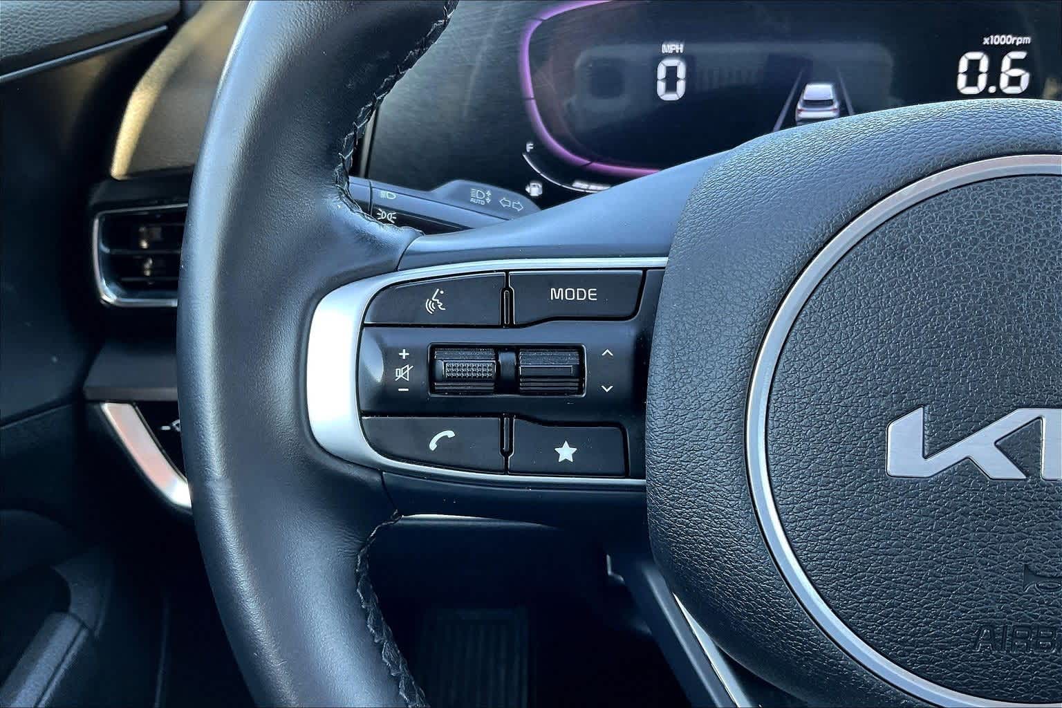 Thumbnail: 2023 Kia Sportage - 23