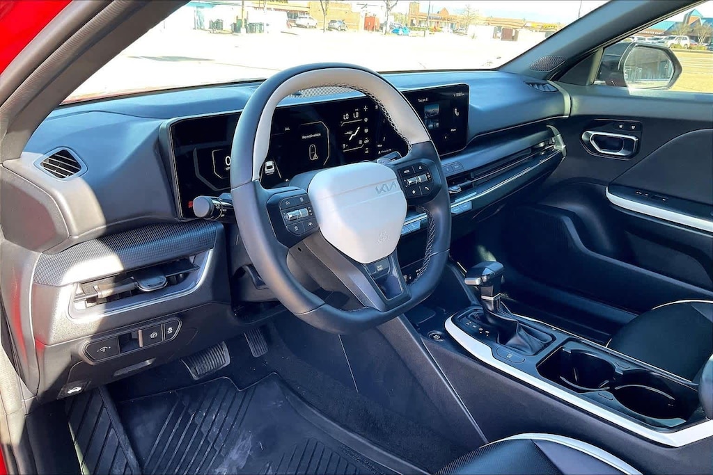 Certified 2025 Kia K4 GT-Line Sedan