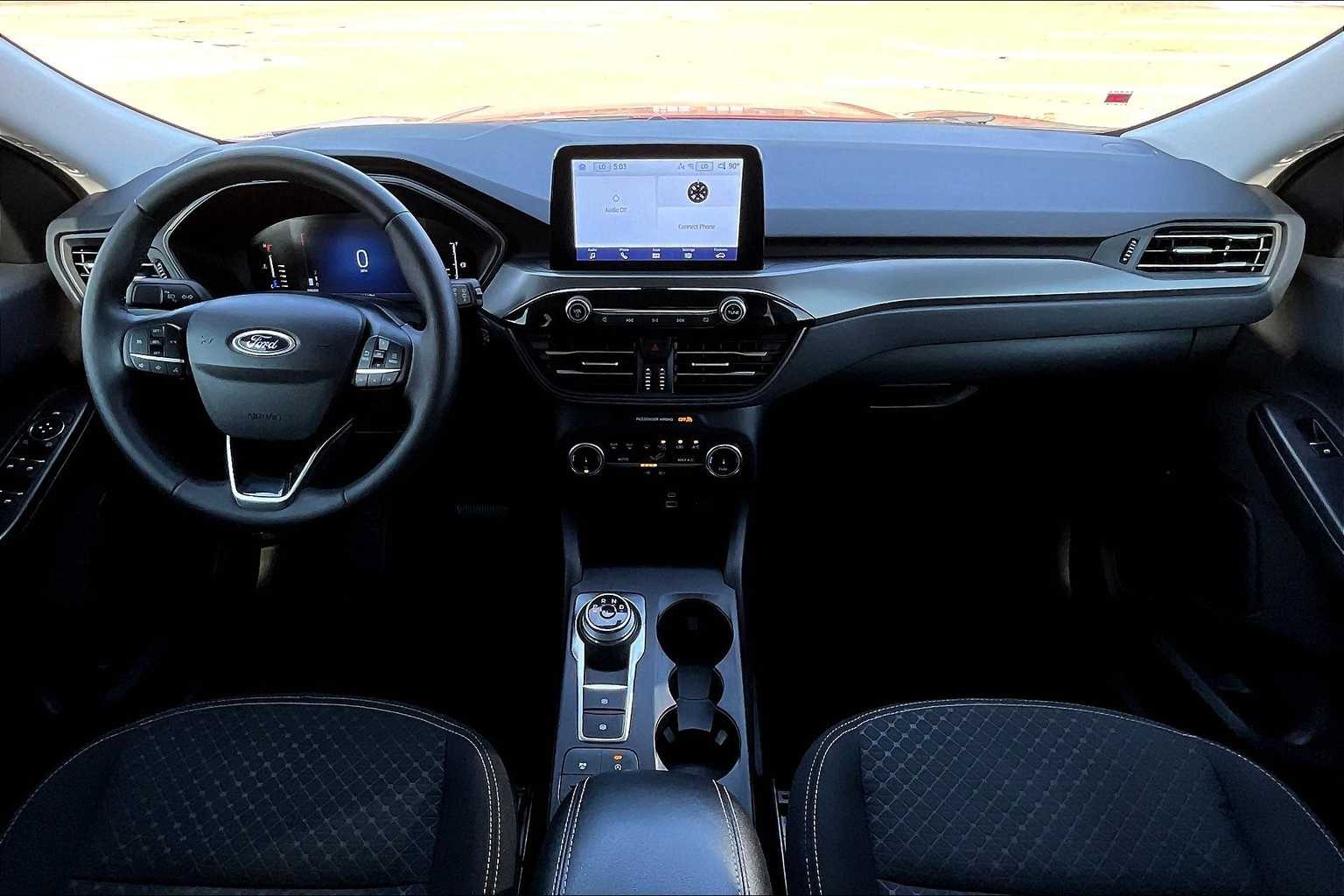 Thumbnail: 2023 Ford Escape - 10