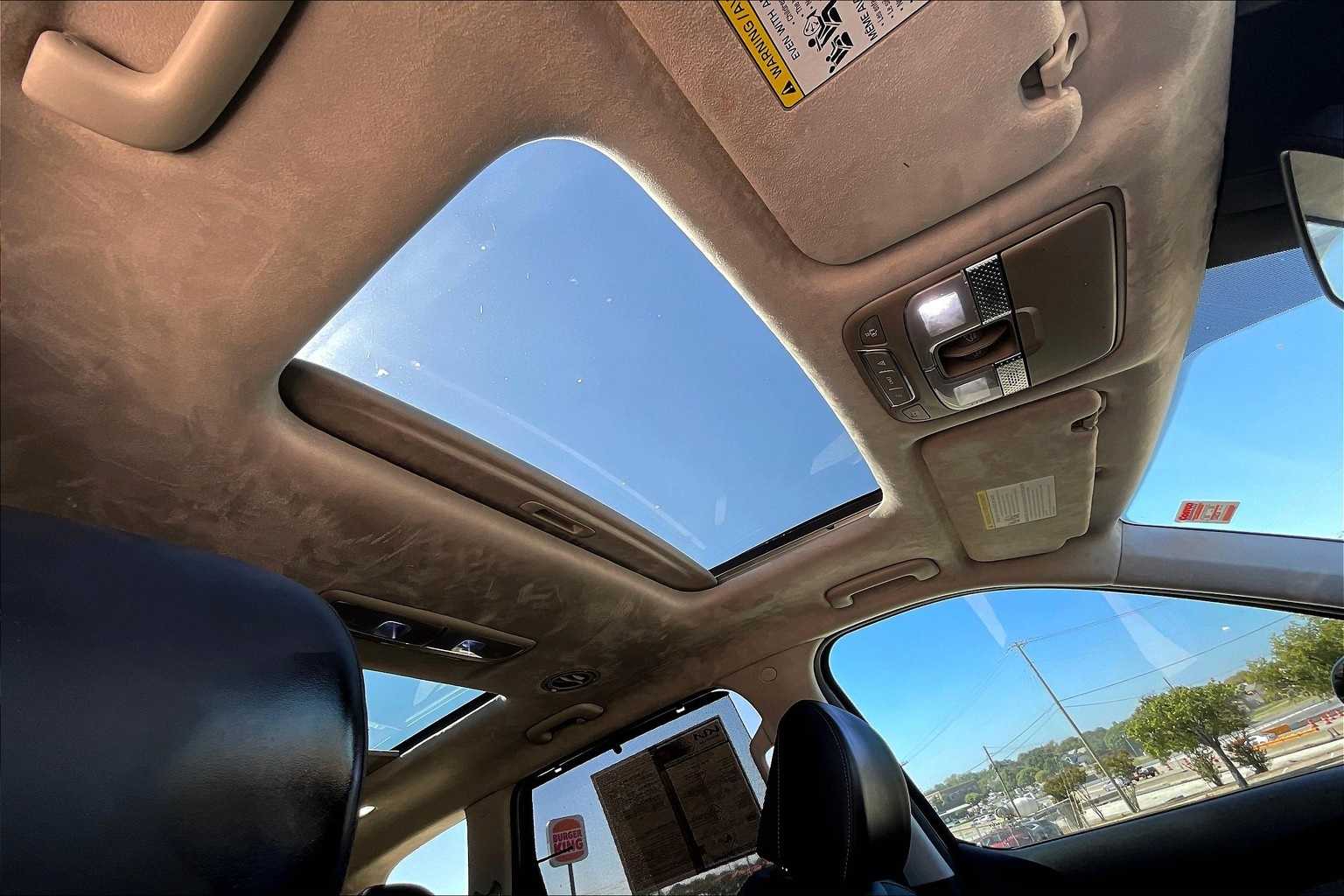 Thumbnail: 2022 Kia Telluride - 30