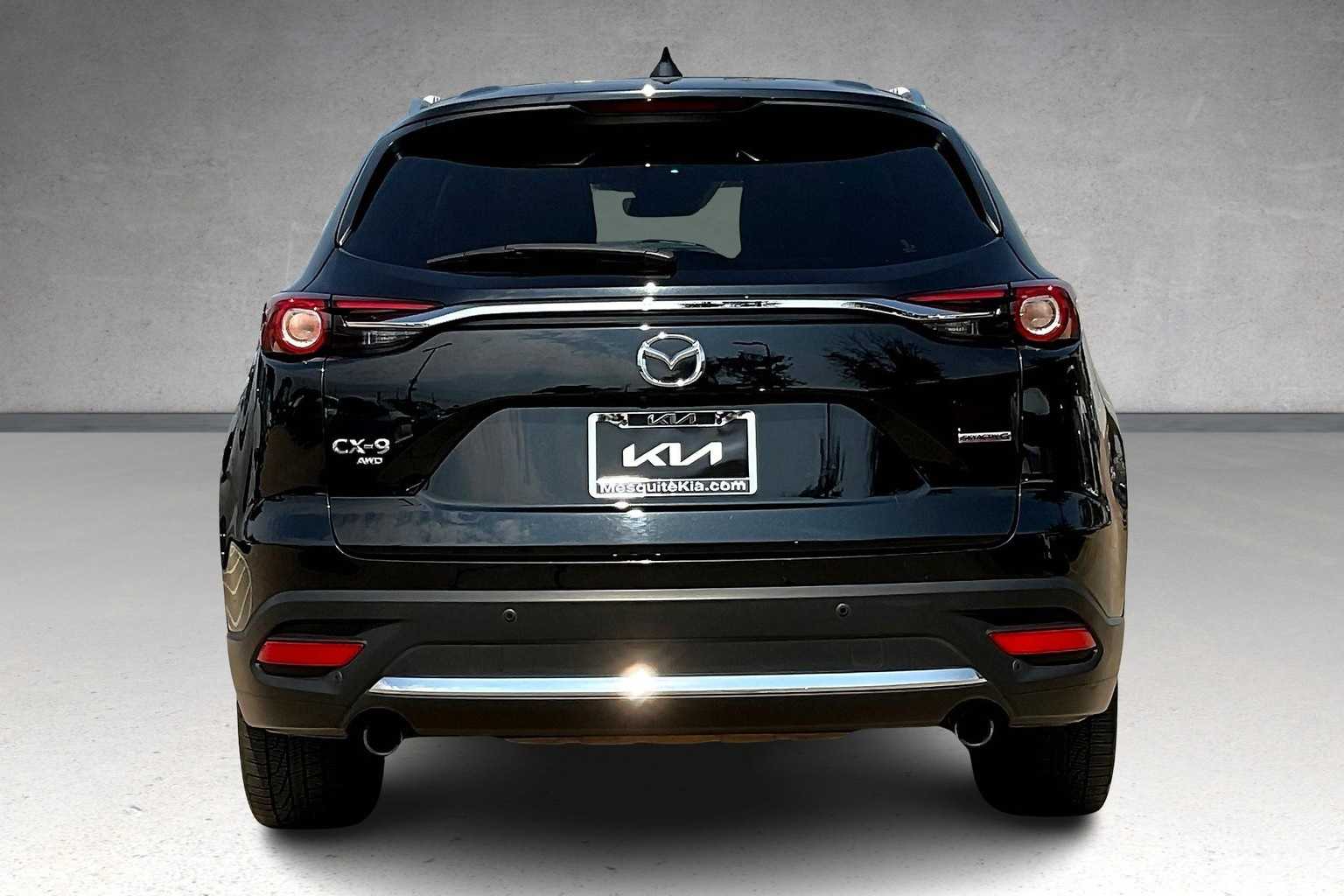 Thumbnail: 2021 Mazda CX-9 - 4