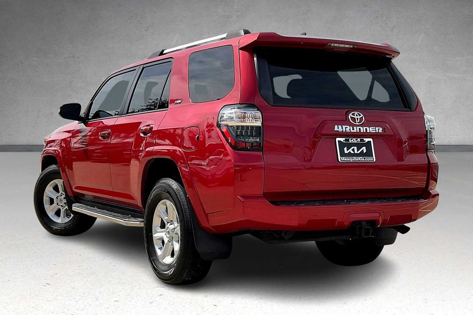 Thumbnail: 2020 Toyota 4Runner - 4