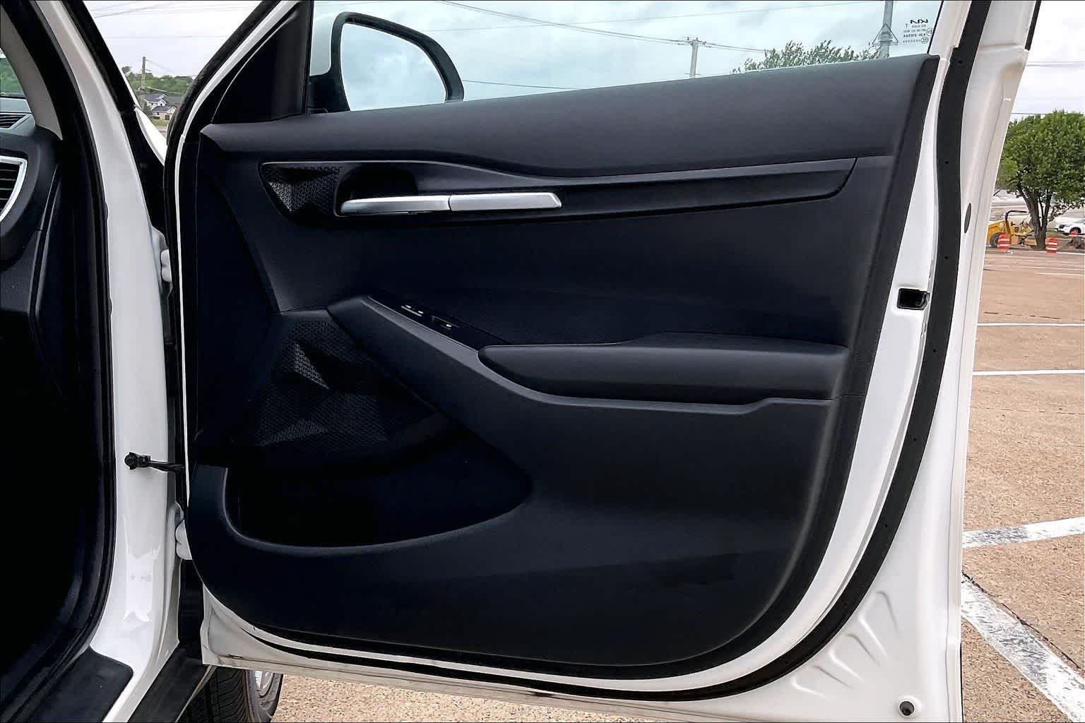 Thumbnail: 2024 Kia Seltos - 28