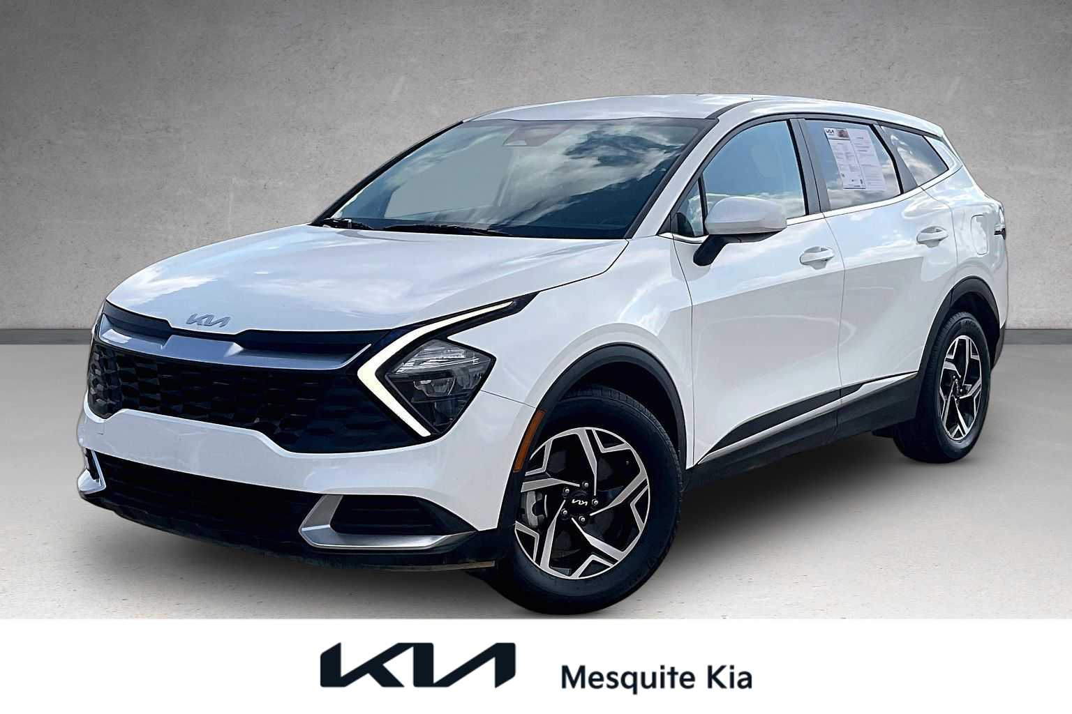 Thumbnail: 2023 Kia Sportage - 1