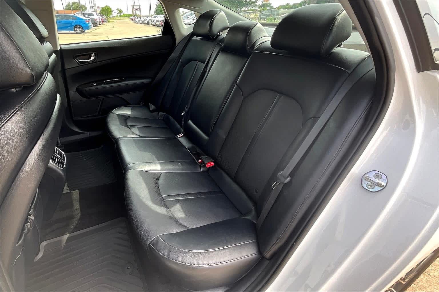 Thumbnail: 2020 Kia Optima - 29