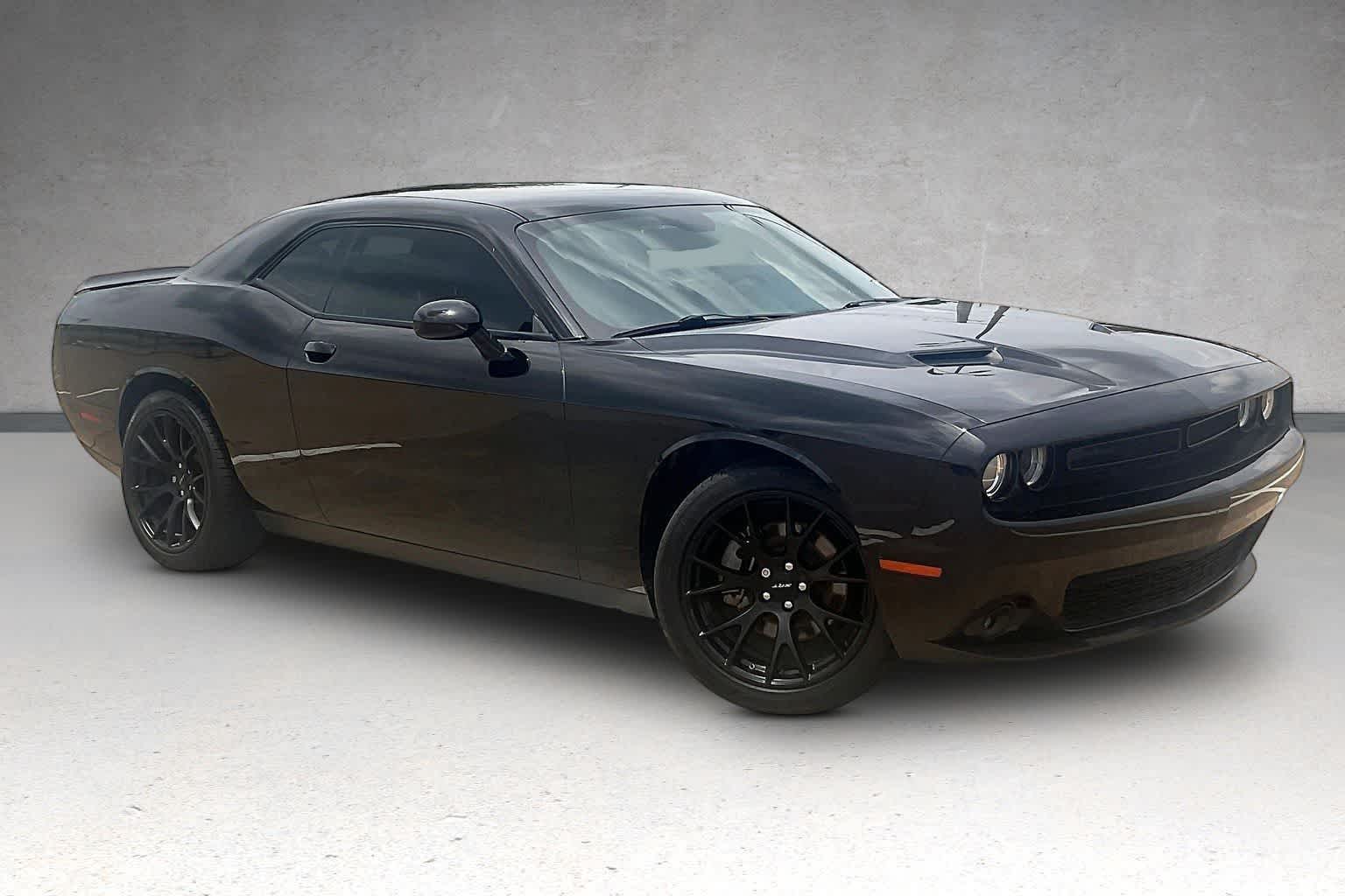 Thumbnail: 2022 Dodge Challenger - 18