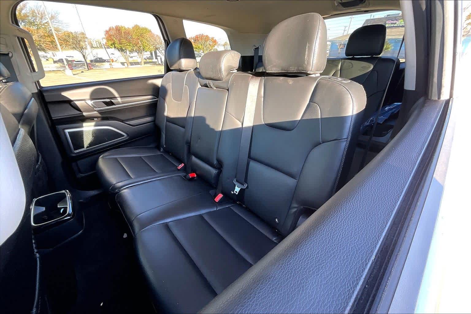 Thumbnail: 2021 Kia Telluride - 29