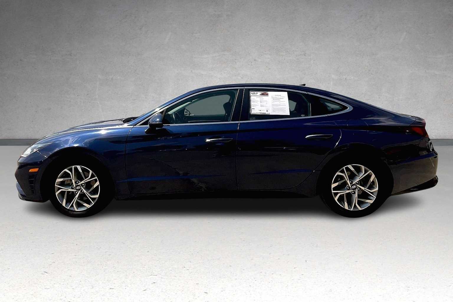 2020 Hyundai Sonata SEL photo 3
