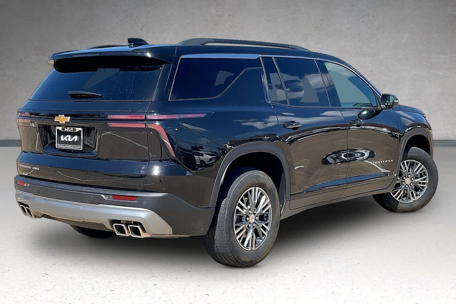Thumbnail: 2025 Chevrolet Traverse - 20