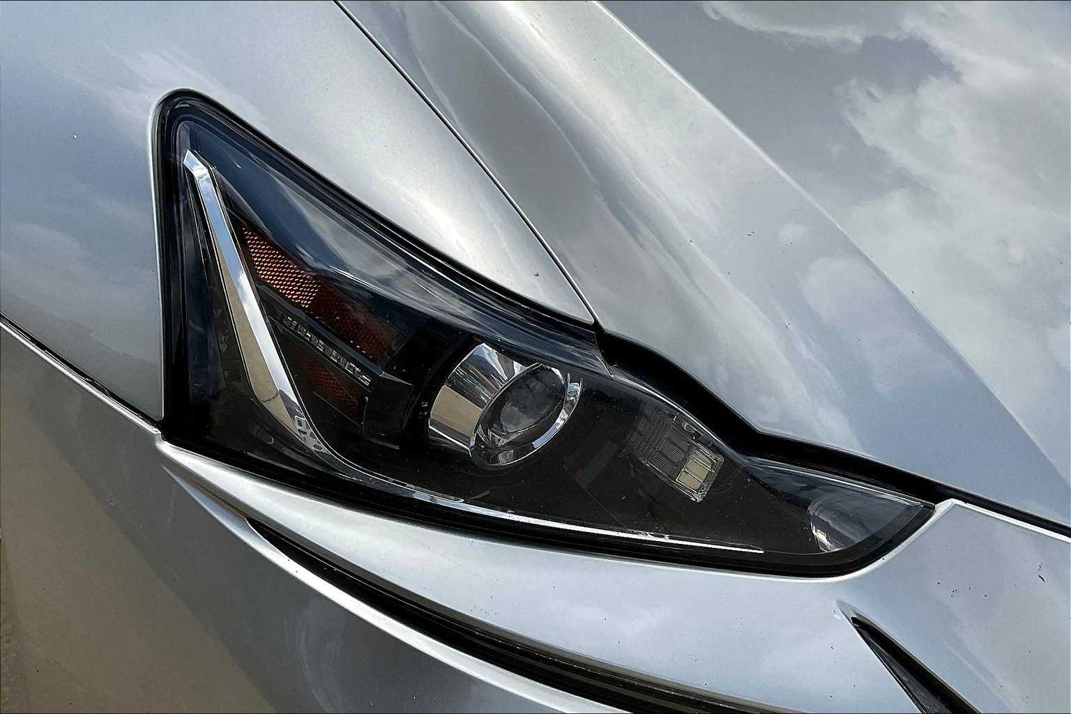2017 Lexus IS 300 30