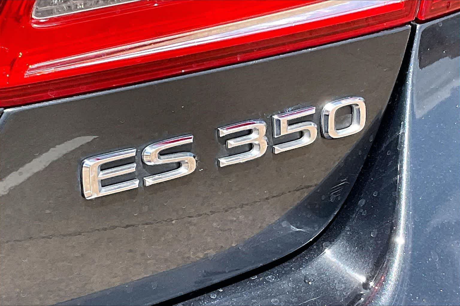Thumbnail: 2011 Lexus ES - 7