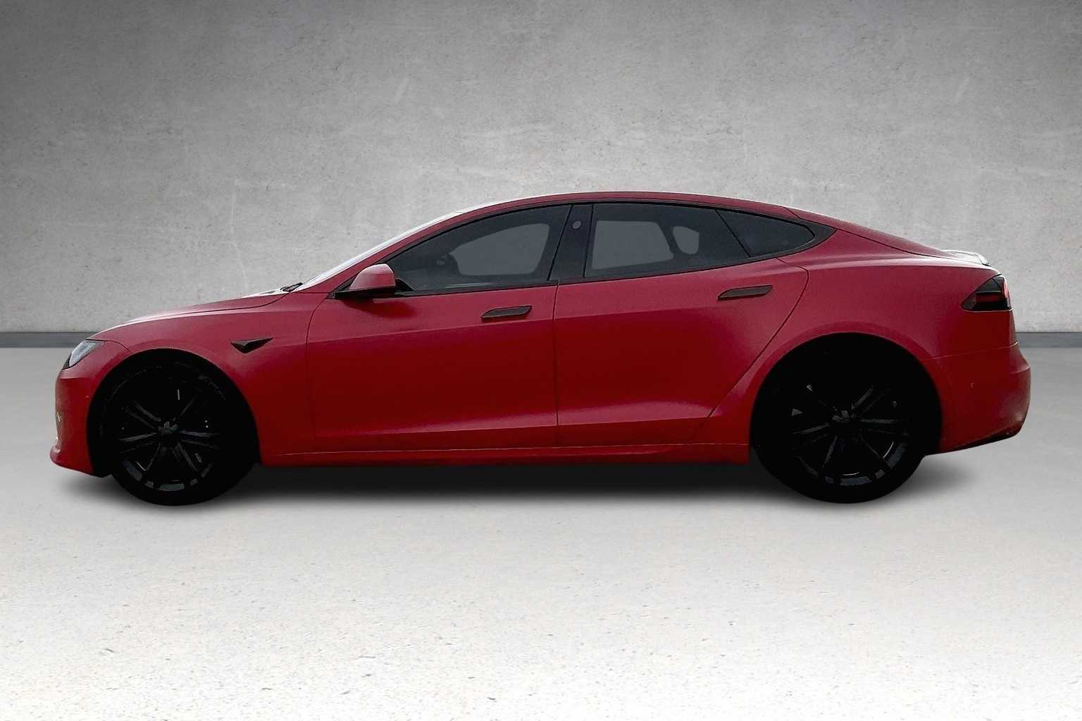 Thumbnail: 2023 Tesla Model S - 3