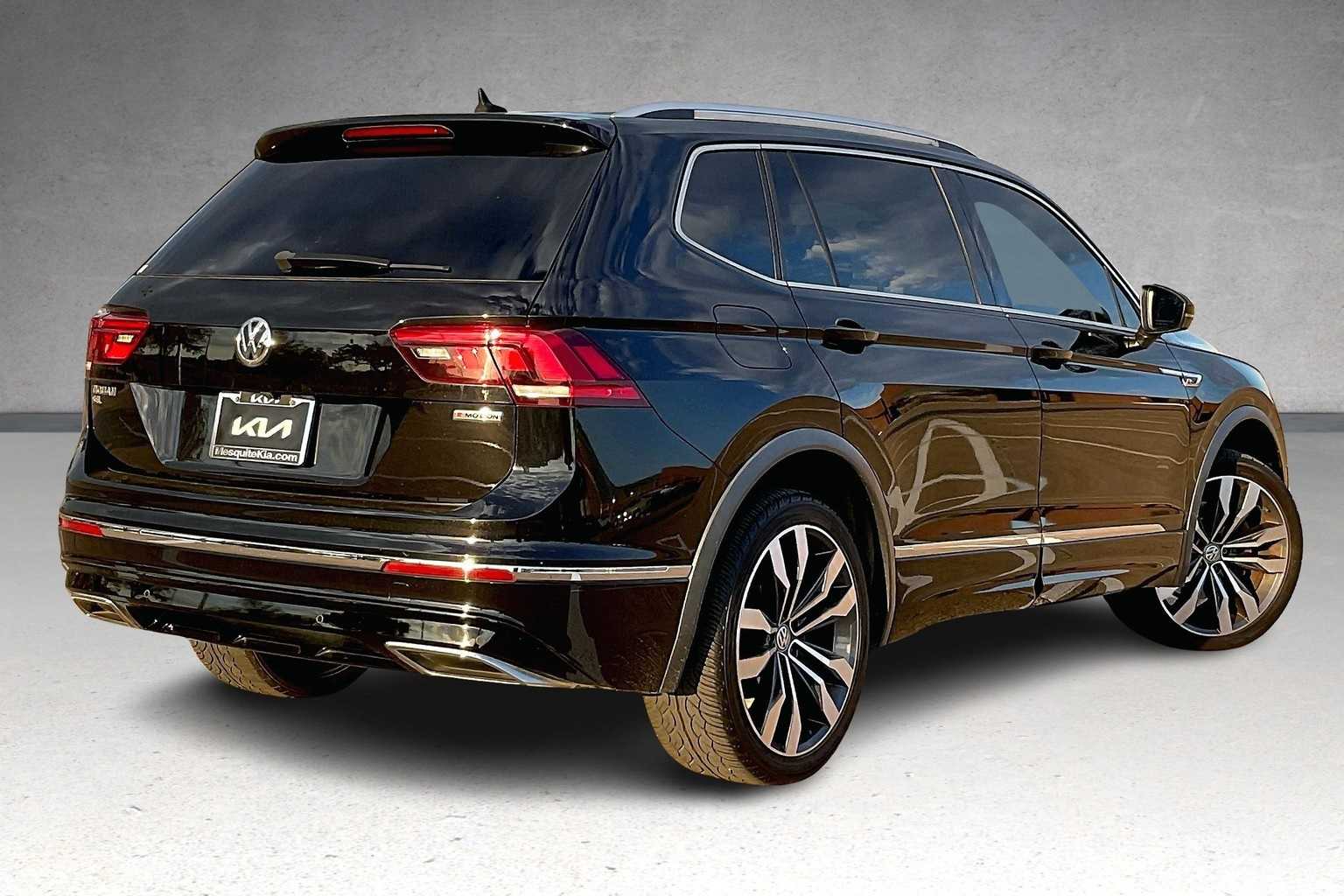 Thumbnail: 2020 Volkswagen Tiguan - 22