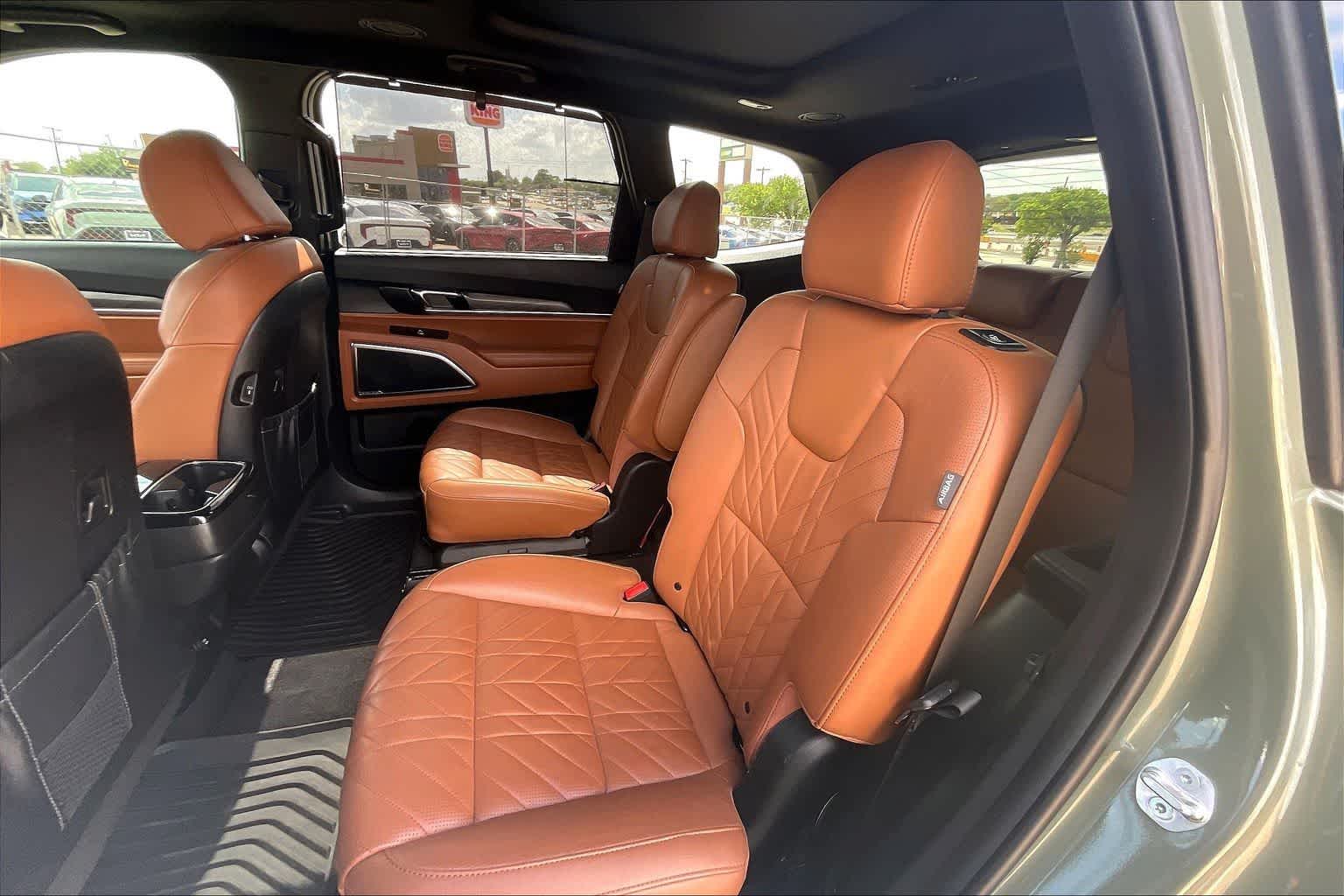 Thumbnail: 2024 Kia Telluride - 29