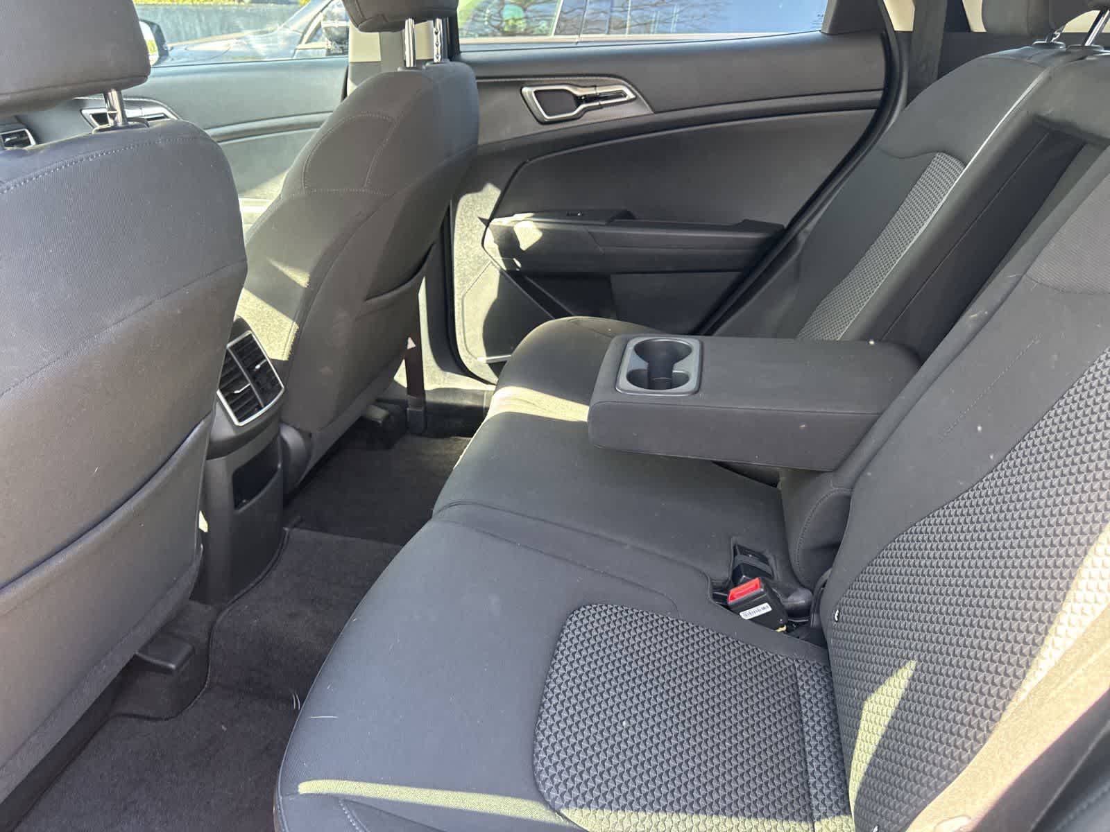 Thumbnail: 2023 Kia Sportage - 9