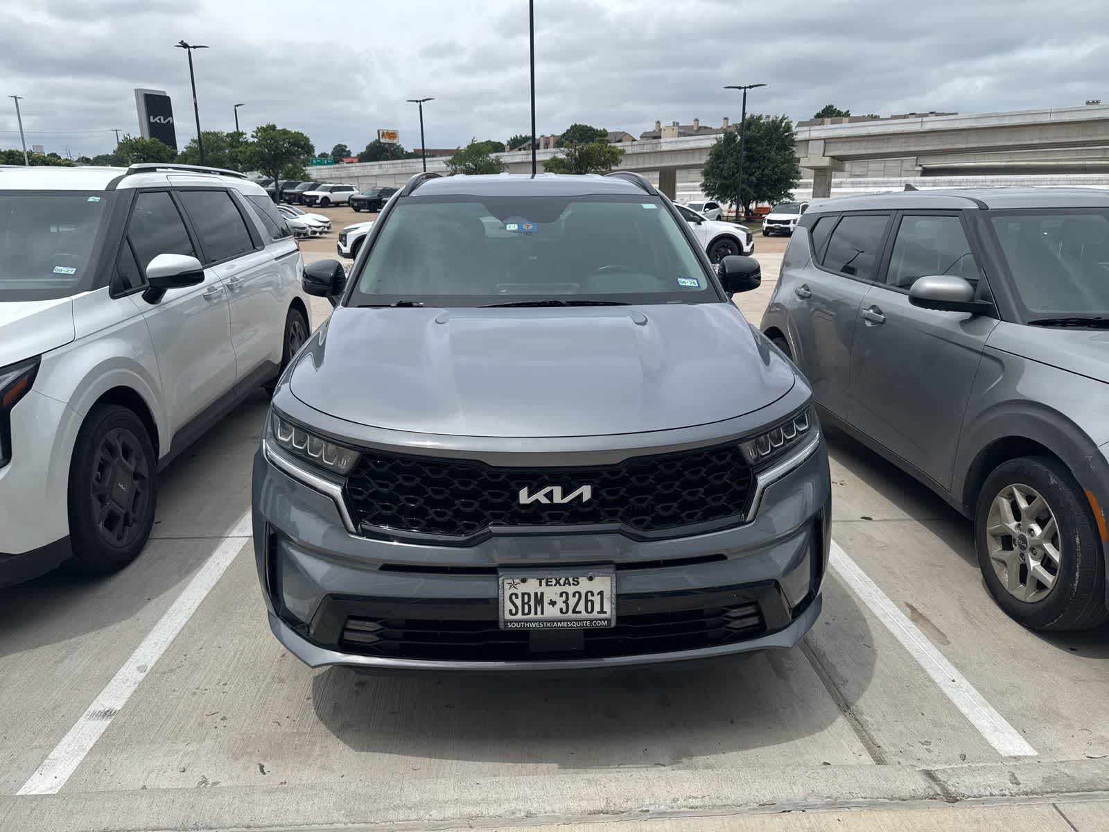 Thumbnail: 2022 Kia Sorento - 2