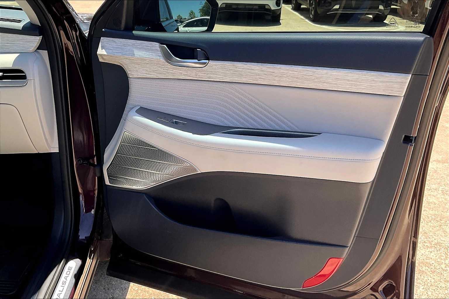 Thumbnail: 2024 Hyundai Palisade - 28