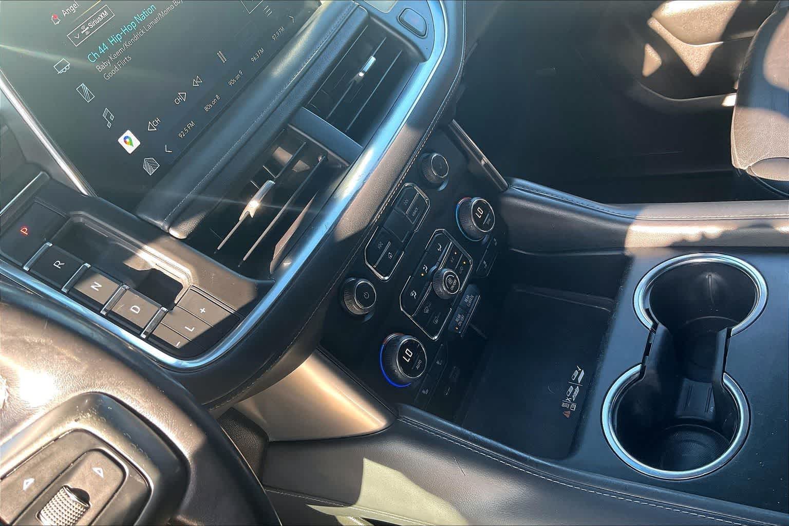 Thumbnail: 2022 Chevrolet Tahoe - 16
