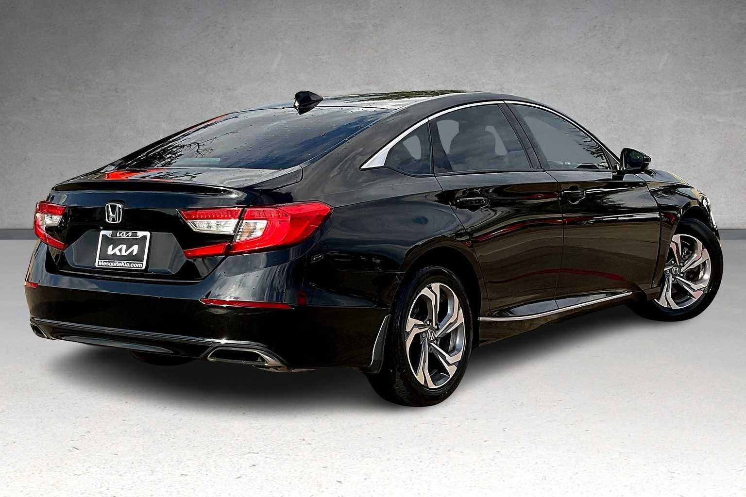 Thumbnail: 2018 Honda Accord - 21