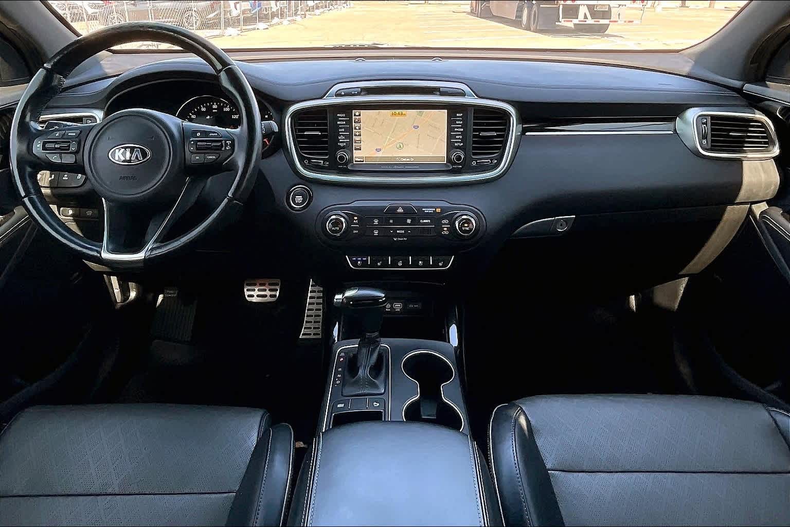 2016 Kia Sorento SX 10