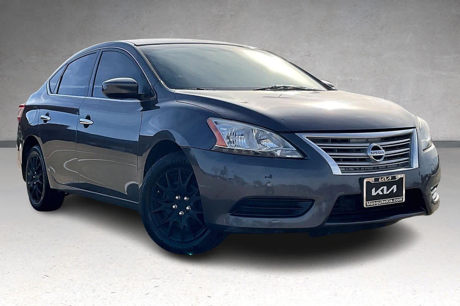 Thumbnail: 2015 Nissan Sentra - 21