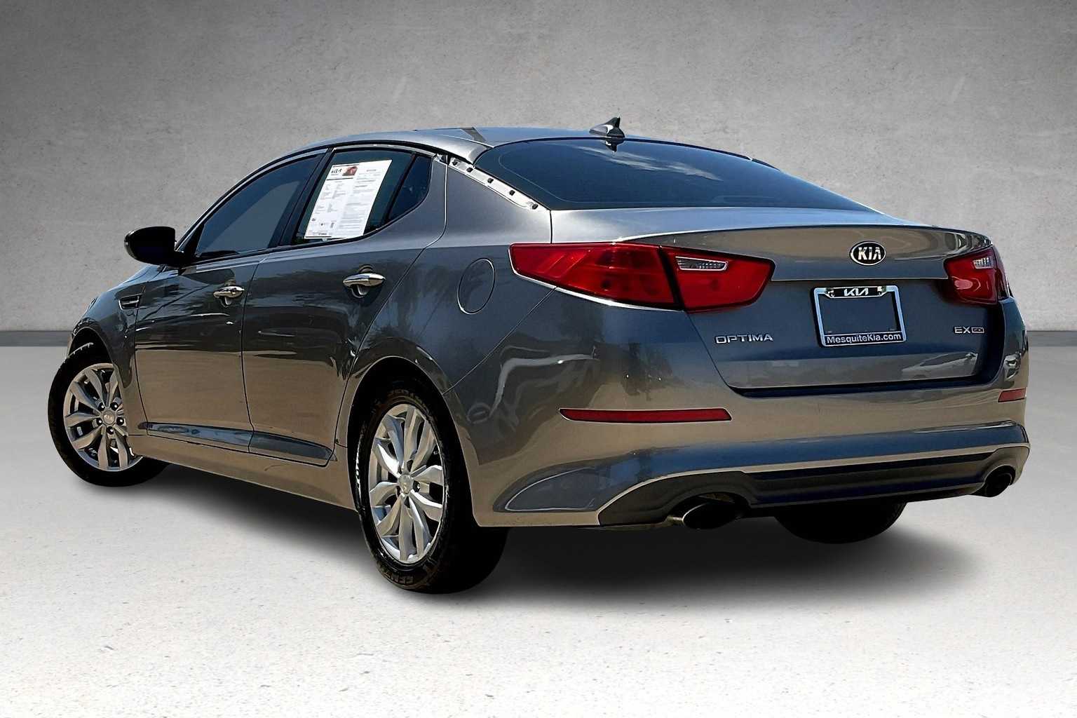 Thumbnail: 2015 Kia Optima - 4