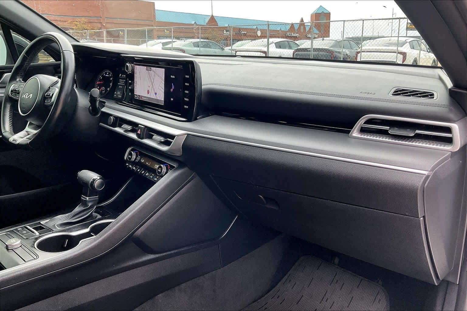 Thumbnail: 2023 Kia K5 - 22