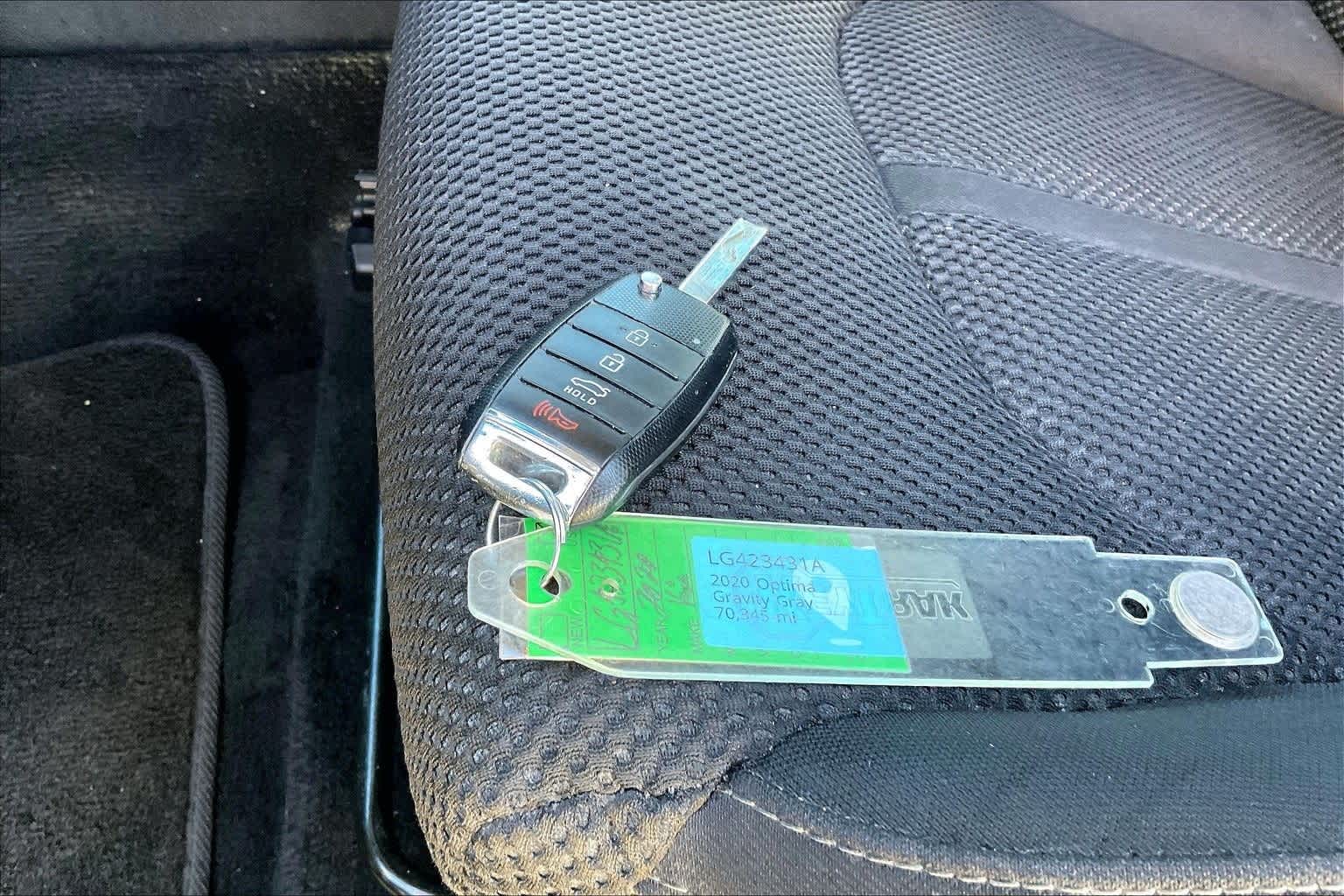 Thumbnail: 2020 Kia Optima - 19