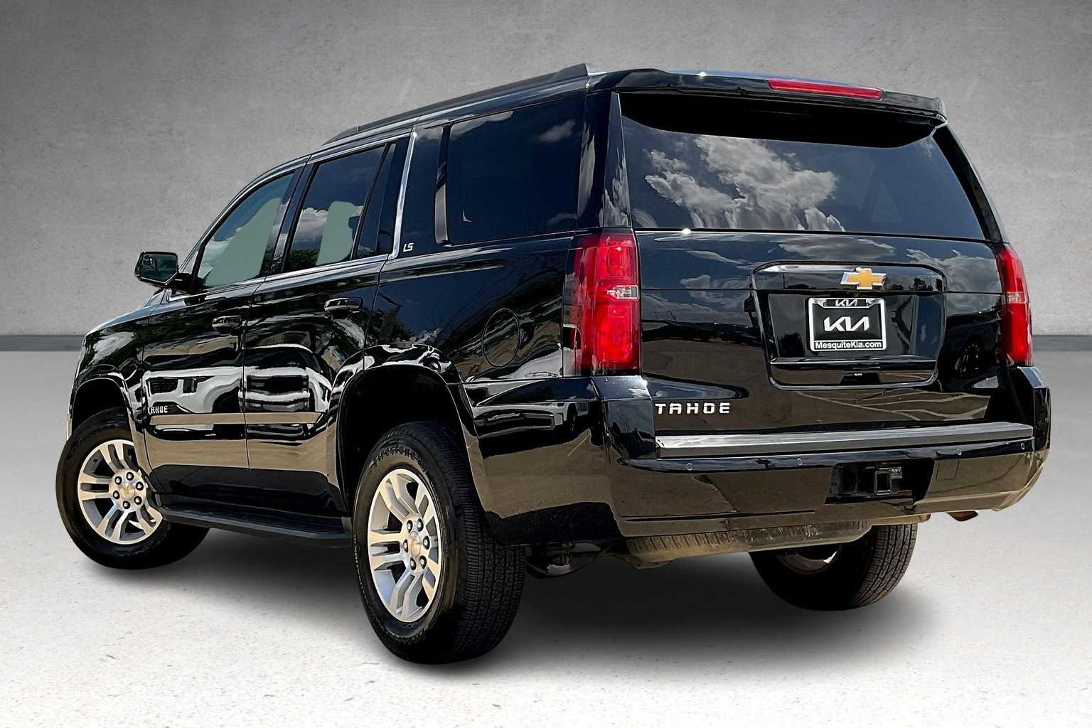Thumbnail: 2016 Chevrolet Tahoe - 4