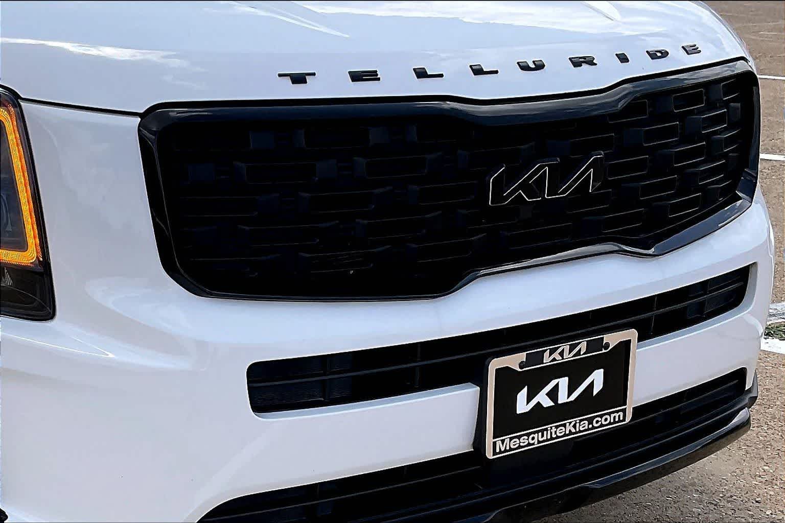 Thumbnail: 2022 Kia Telluride - 31