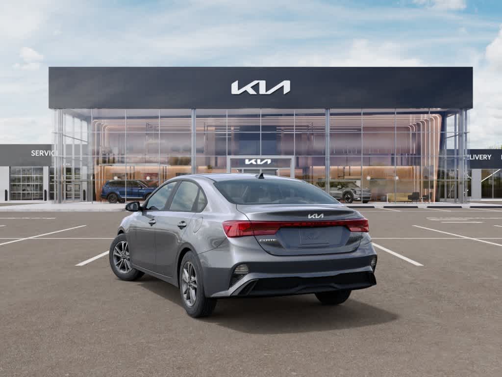 2024 Kia Forte LXS photo 4