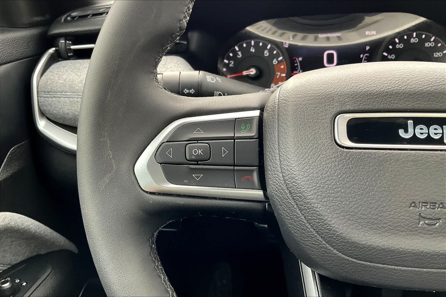 Thumbnail: 2025 Jeep Compass - 24