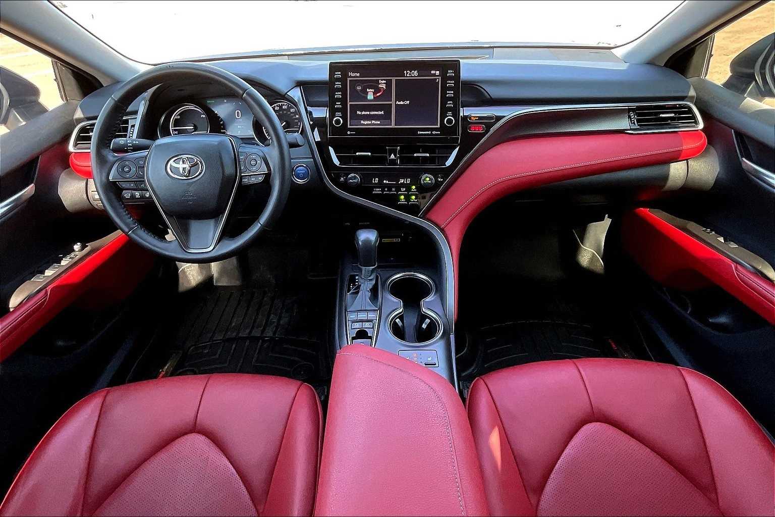 Thumbnail: 2023 Toyota Camry - 10