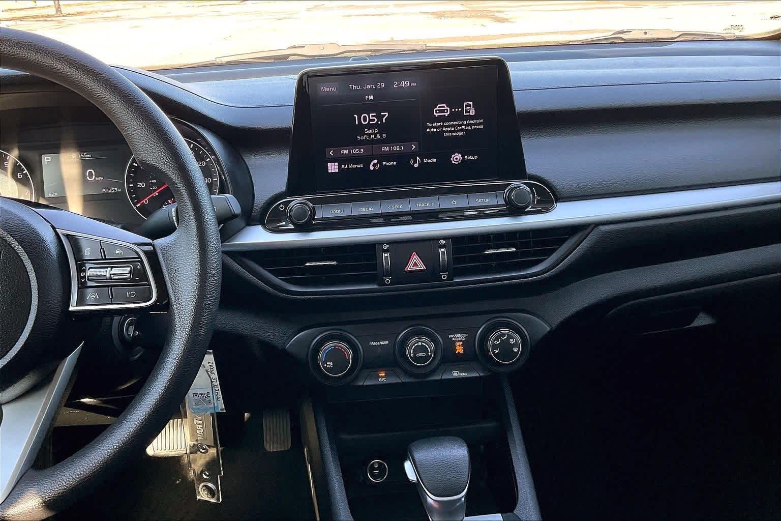 Thumbnail: 2024 Kia Forte - 14