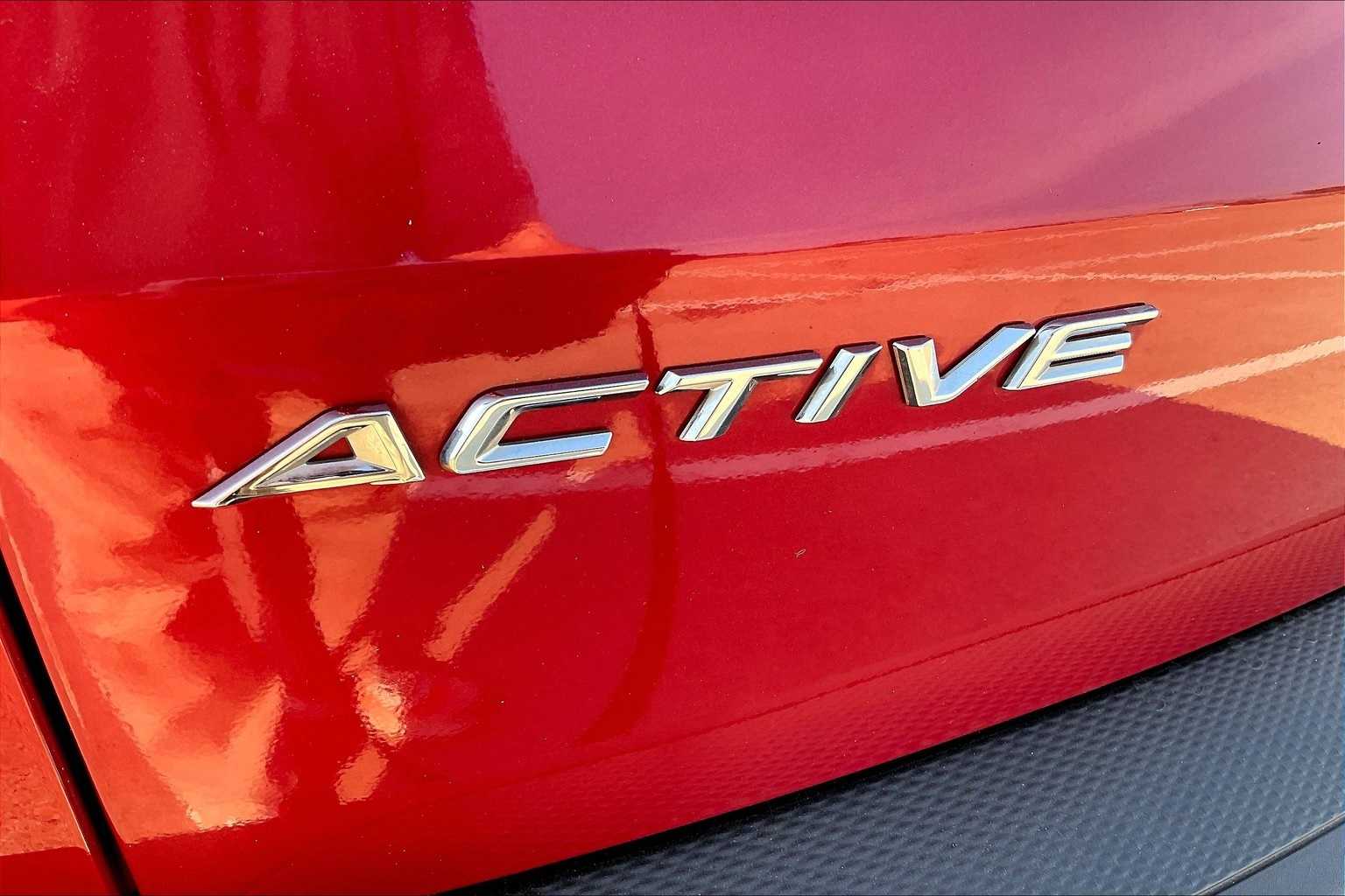 Thumbnail: 2023 Ford Escape - 7