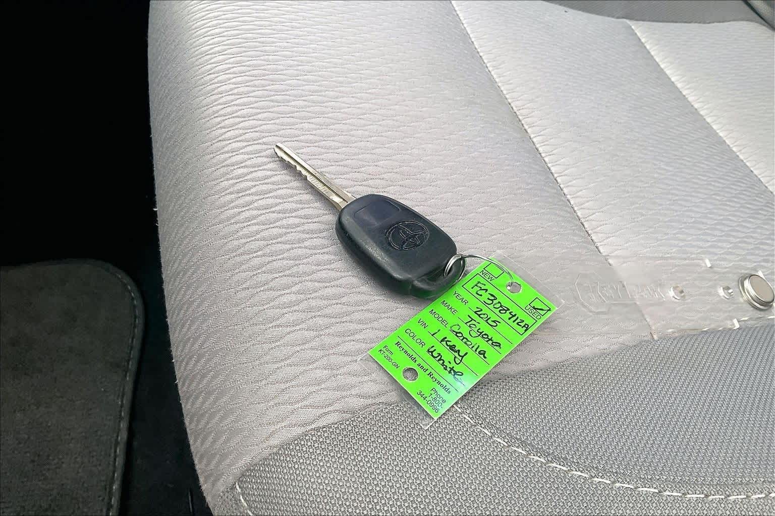 Thumbnail: 2015 Toyota Corolla - 19