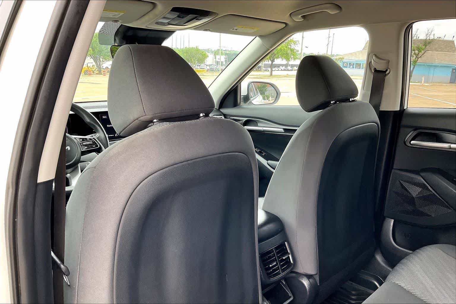 Thumbnail: 2024 Kia Seltos - 12