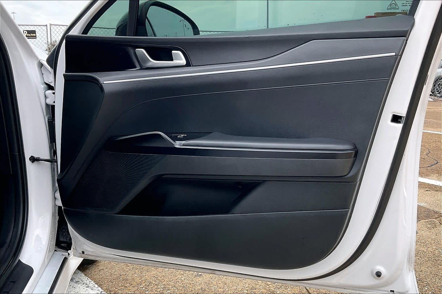 Thumbnail: 2023 Kia K5 - 27