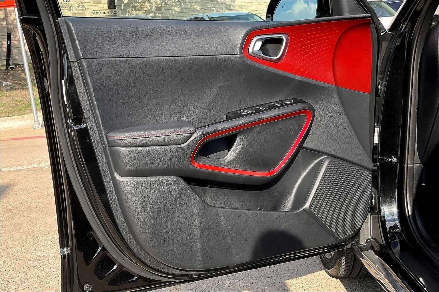 Thumbnail: 2025 Kia Soul - 27