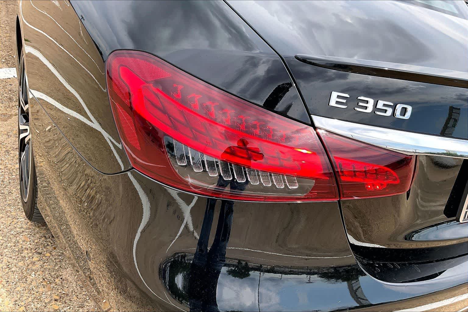 Thumbnail: 2022 Mercedes-Benz E-Class - 31
